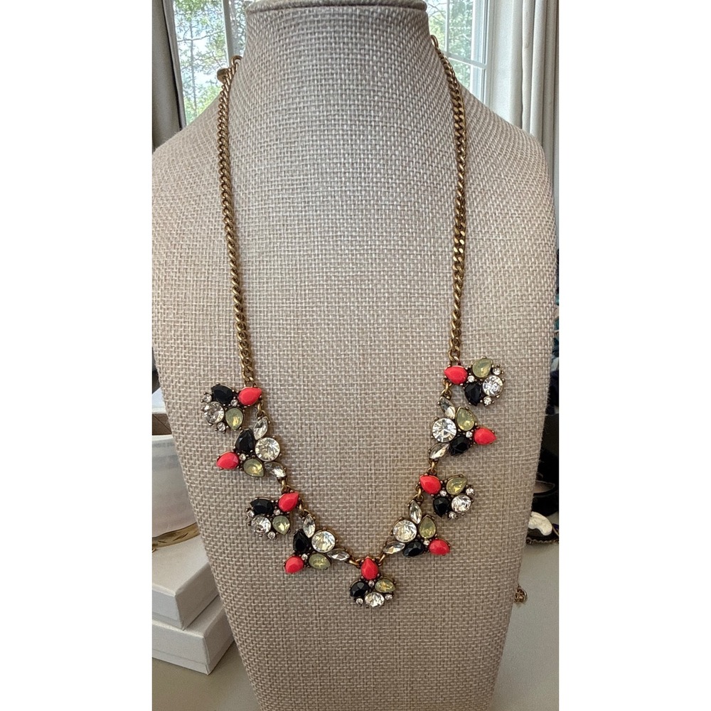 J.Crew‎ Statement Necklace Coral Pink Black Crystal Cluster Gold Tone Bib